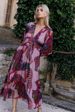 Oliphant Maxis><noscript><img width=